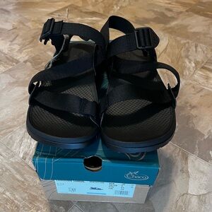 NWT, men’s Chaco Lowdown sandals sz 10